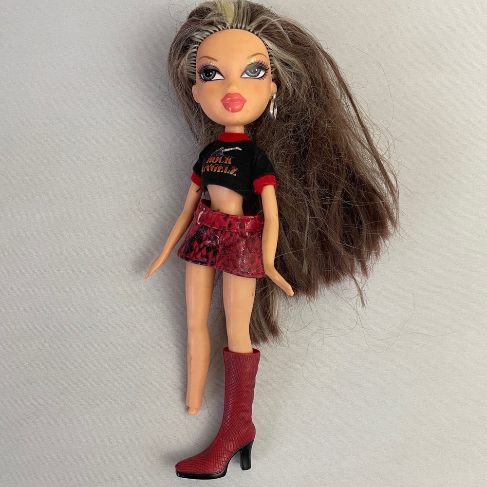 Bratz Rock Angelz Cloe Fashion Doll OG Original INCOMPLETE - Picture 1 of 4